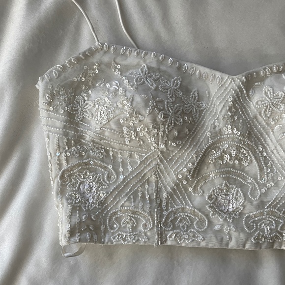 NWT Adrianna Papell Embellished‎ Crop Ivory TOP ONLY [SZ 8 ] - Picture 4 of 10